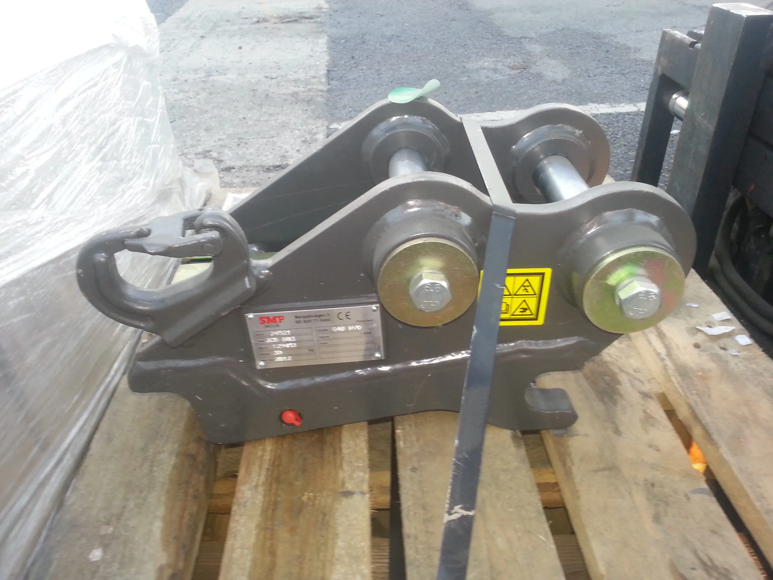 One Stock 22 Attache rapide hydraulique type Volvo S40 scaled